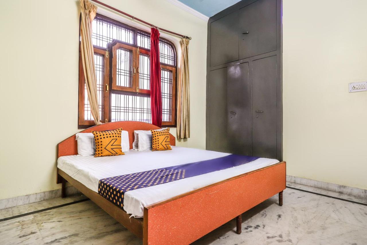Spot On 70311 Rangoli Palace Hotell Lucknow Exteriör bild